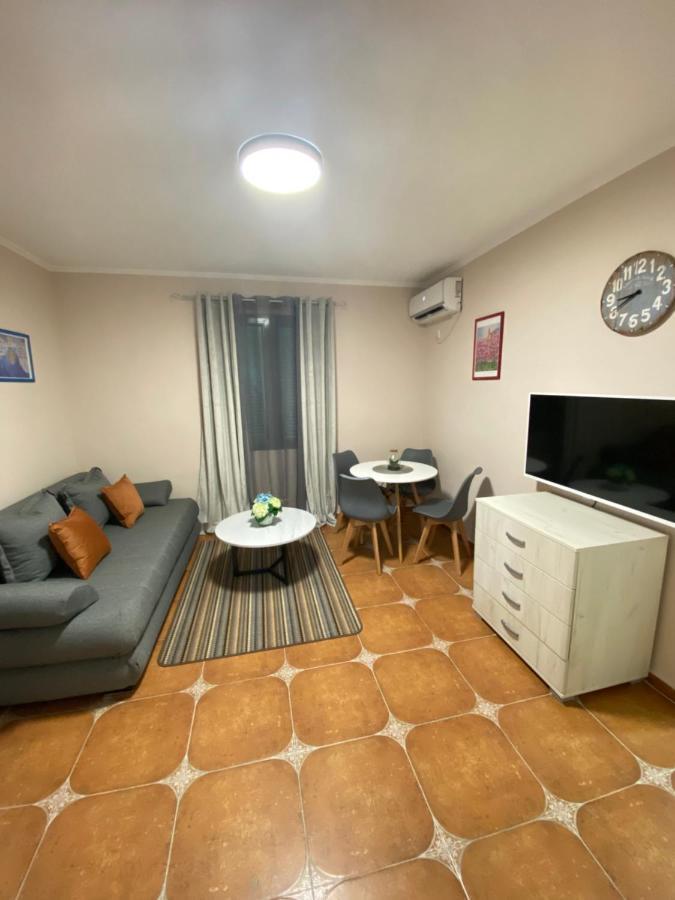 Aquata Apartments 티바트 외부 사진